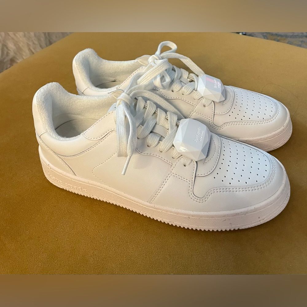 kate spade Bolt Gem Leather Sneakers White Size 8